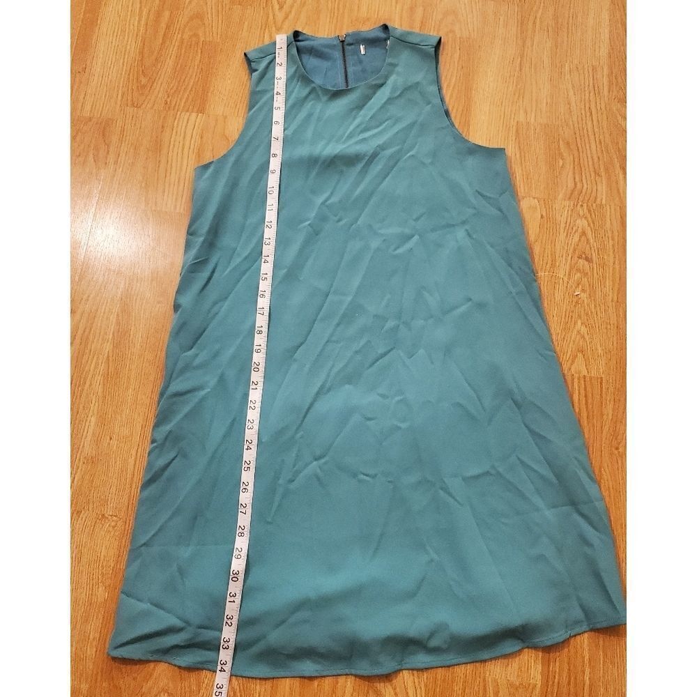 Chelsea28 Ruffle Back Shift Dress - Picture 8 of 11